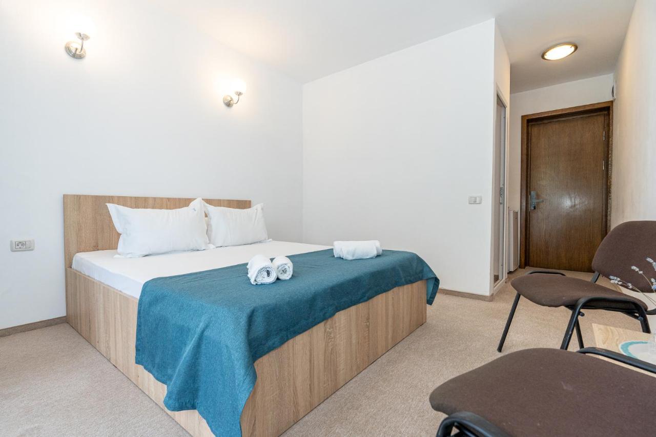 Hotel Irina Venus Exteriör bild