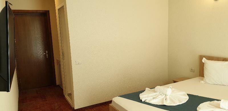 Hotel Irina Venus Exteriör bild